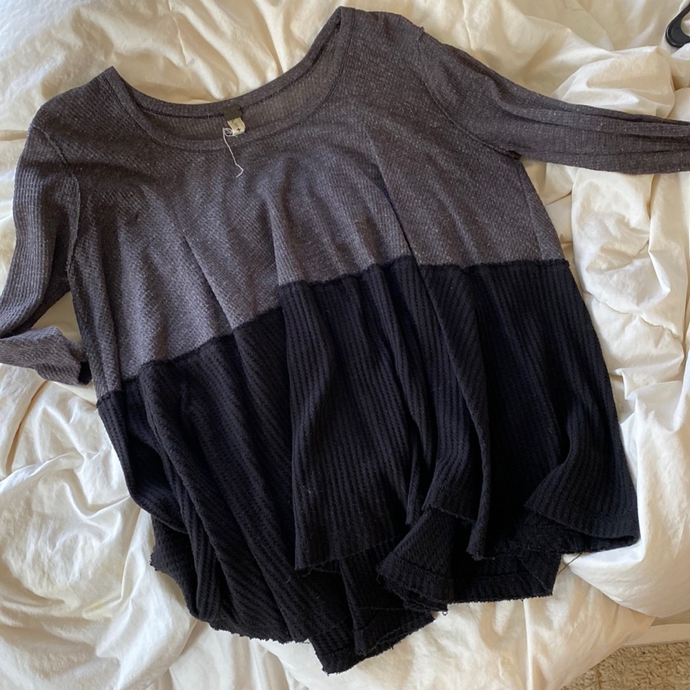 FREE PEOPLE — Flowy Top